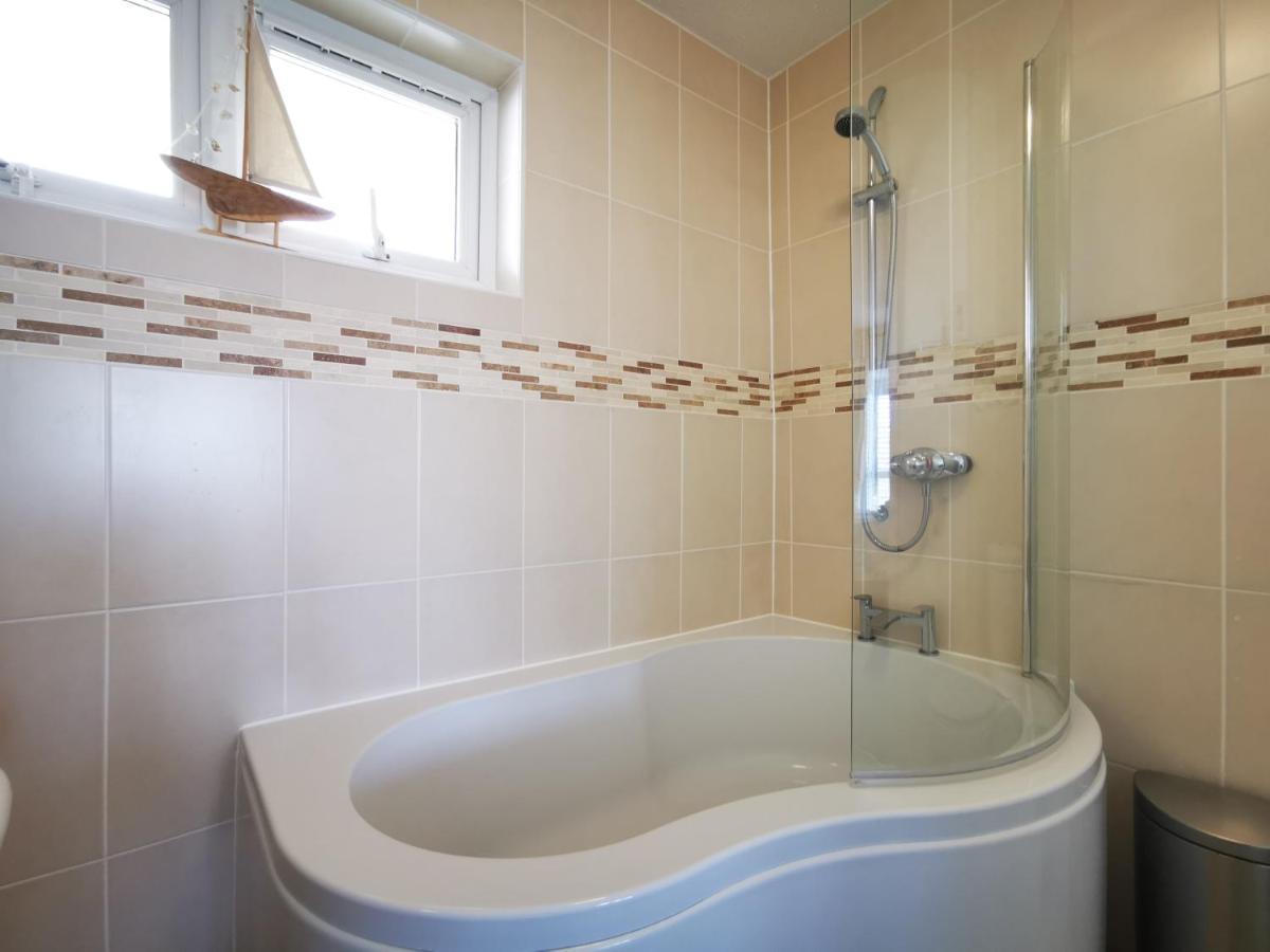 Sea View 3 Bedroom Seaside Property شيشستر المظهر الخارجي الصورة