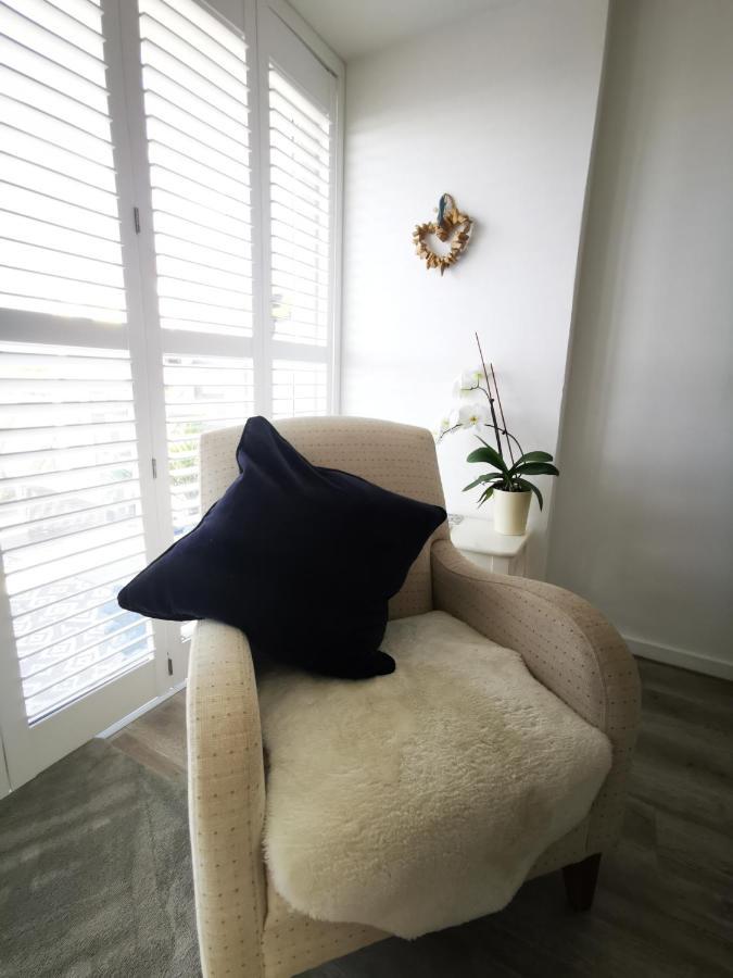 Sea View 3 Bedroom Seaside Property شيشستر المظهر الخارجي الصورة
